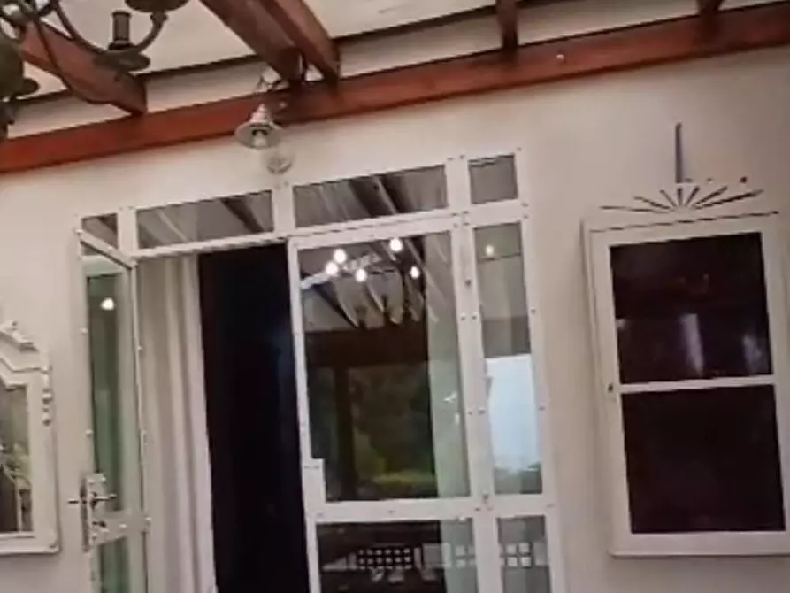 Immagine 13 di Casa bifamiliare in vendita  a Livorno