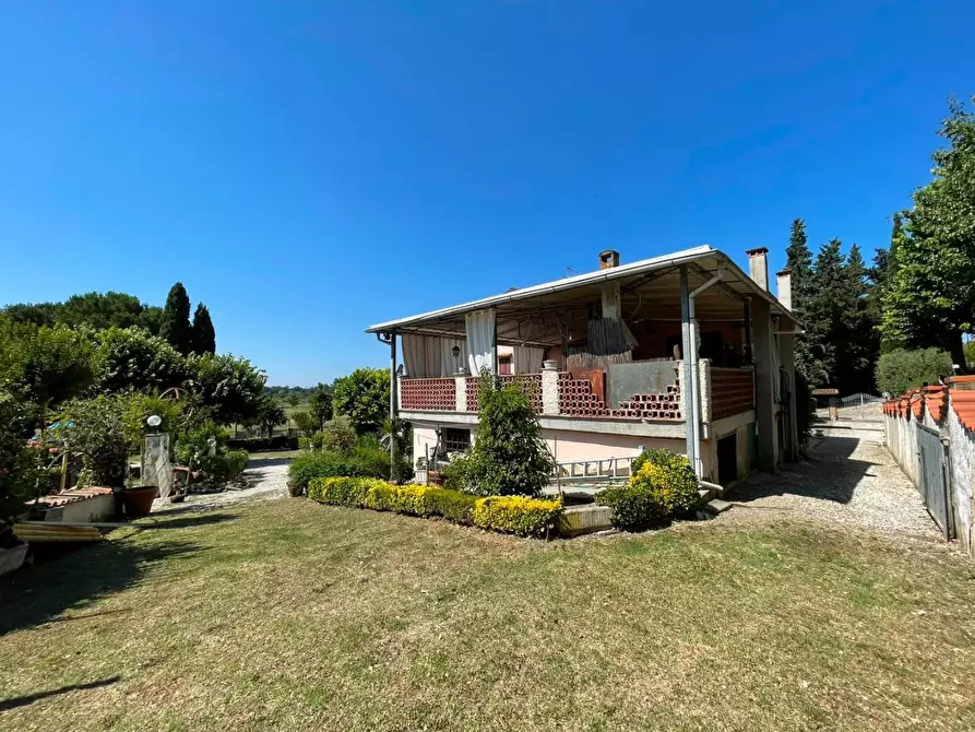 Immagine 1 di Casa semindipendente in vendita  a Fucecchio