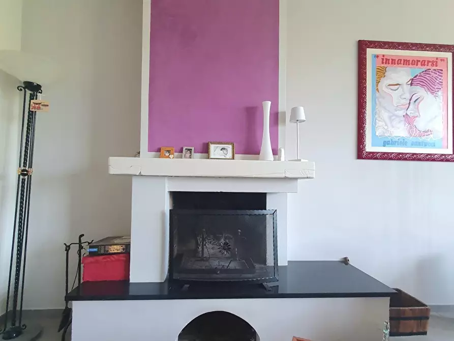 Immagine 5 di Appartamento in vendita  a Lucca