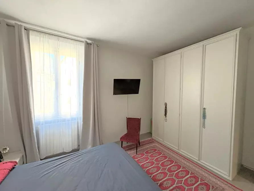Immagine 30 di Appartamento in vendita  a Lucca