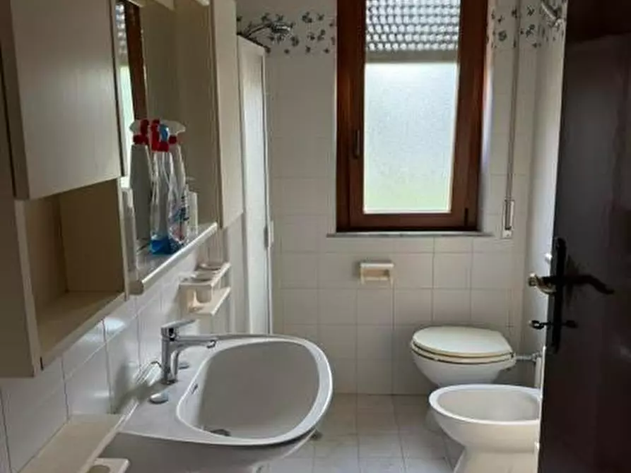 Immagine 5 di Appartamento in vendita  a Cascina