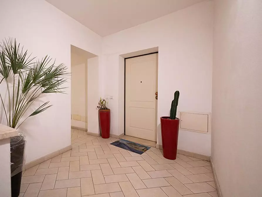 Immagine 6 di Appartamento in vendita  a Cascina