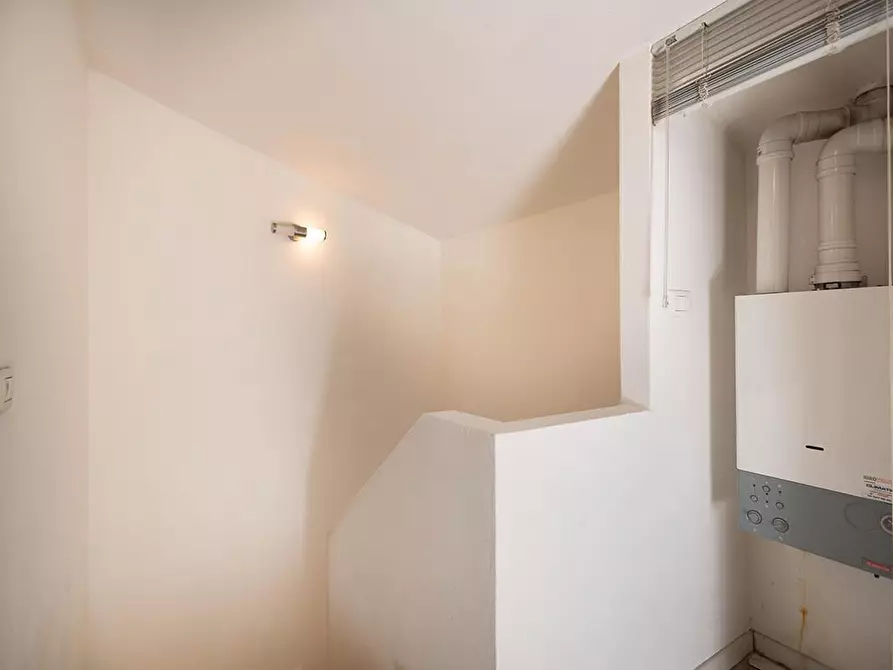 Immagine 16 di Appartamento in vendita  a Cascina
