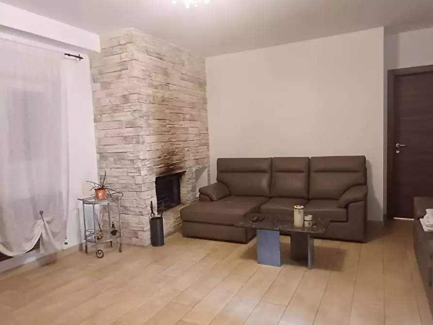 Immagine 6 di Villa in vendita  a Carrara