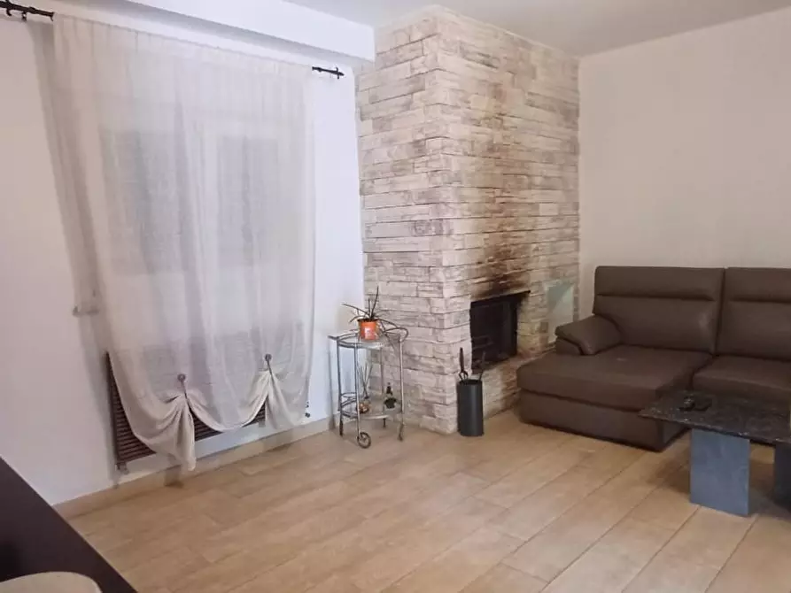 Immagine 7 di Villa in vendita  a Carrara