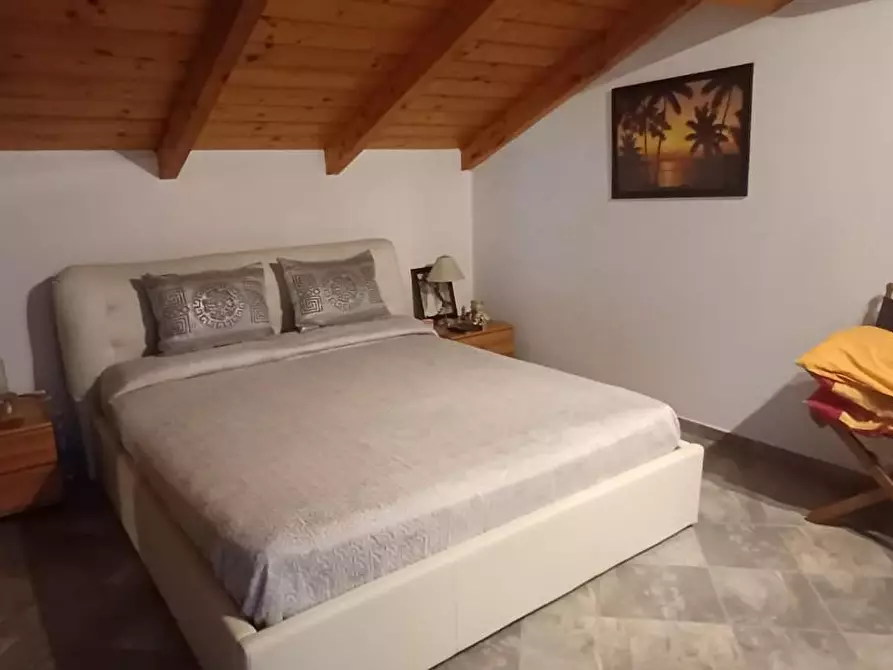Immagine 20 di Villa in vendita  a Carrara