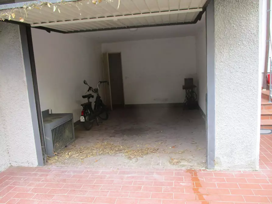 Immagine 17 di Appartamento in vendita  a Buti