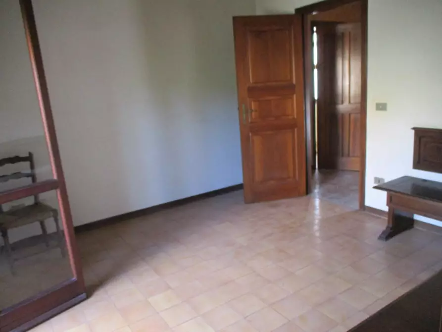 Immagine 4 di Appartamento in vendita  a Buti