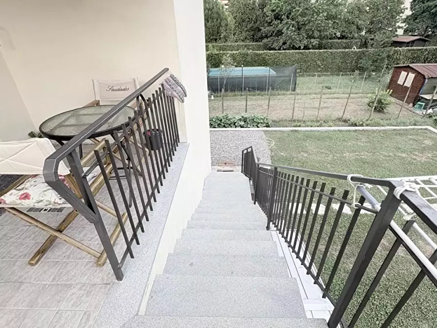 Immagine 21 di Casa bifamiliare in vendita  a Lucca
