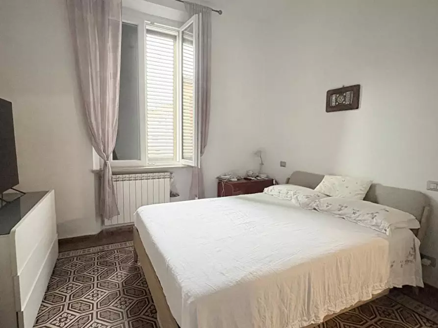 Immagine 16 di Casa bifamiliare in vendita  a Lucca