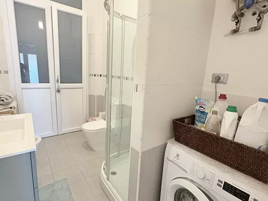 Immagine 19 di Casa bifamiliare in vendita  a Lucca