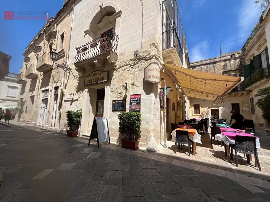 Immagine 1 di Locale commerciale in vendita  a Lecce