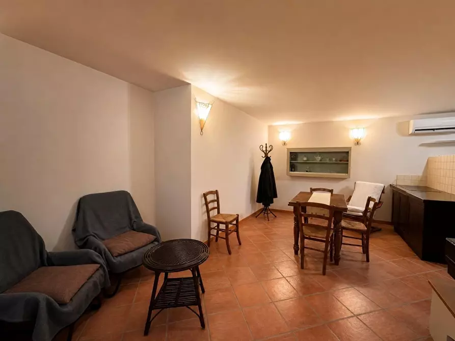 Immagine 38 di Villa in vendita  a Lucca