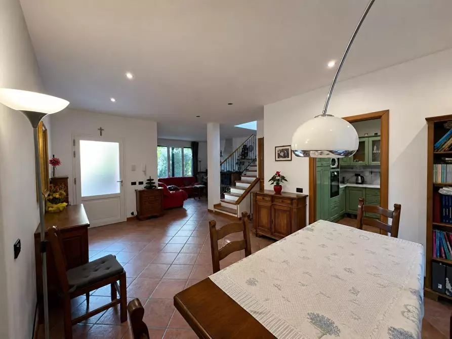 Immagine 17 di Villa in vendita  a Lucca