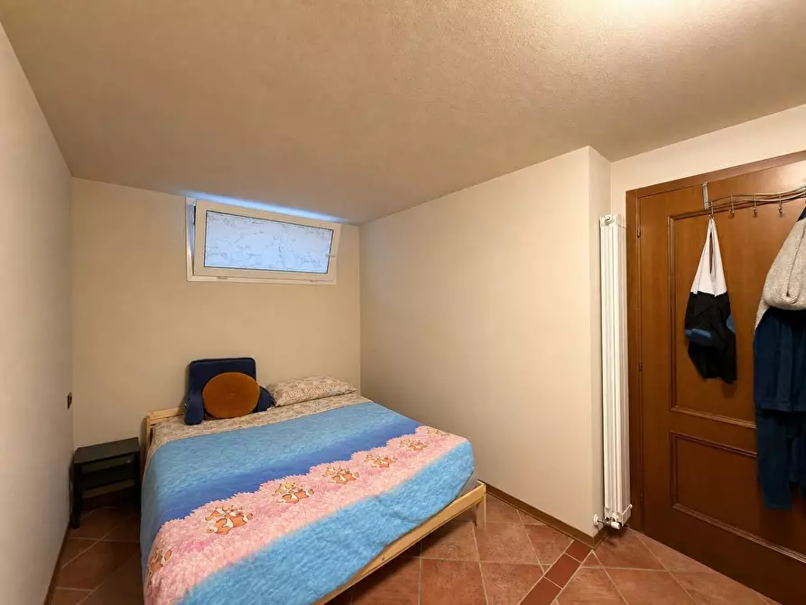 Immagine 43 di Villa in vendita  a Lucca