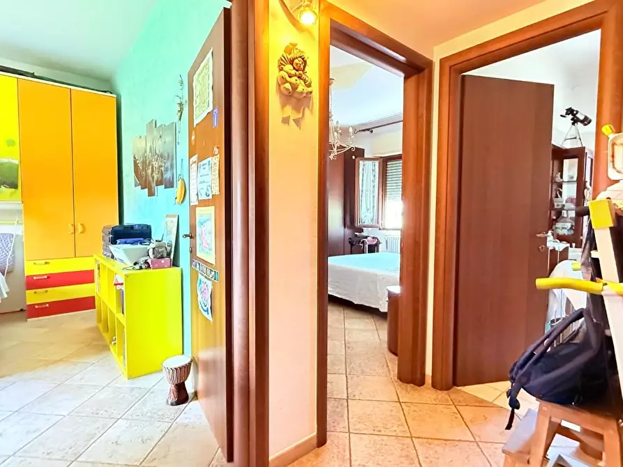 Immagine 19 di Appartamento in vendita  a Massa E Cozzile