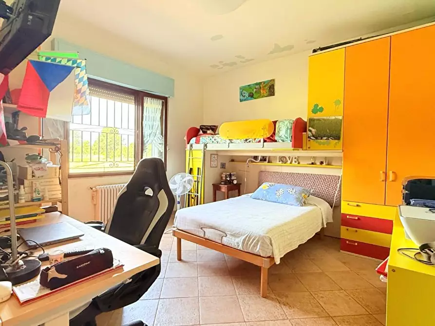 Immagine 17 di Appartamento in vendita  a Massa E Cozzile