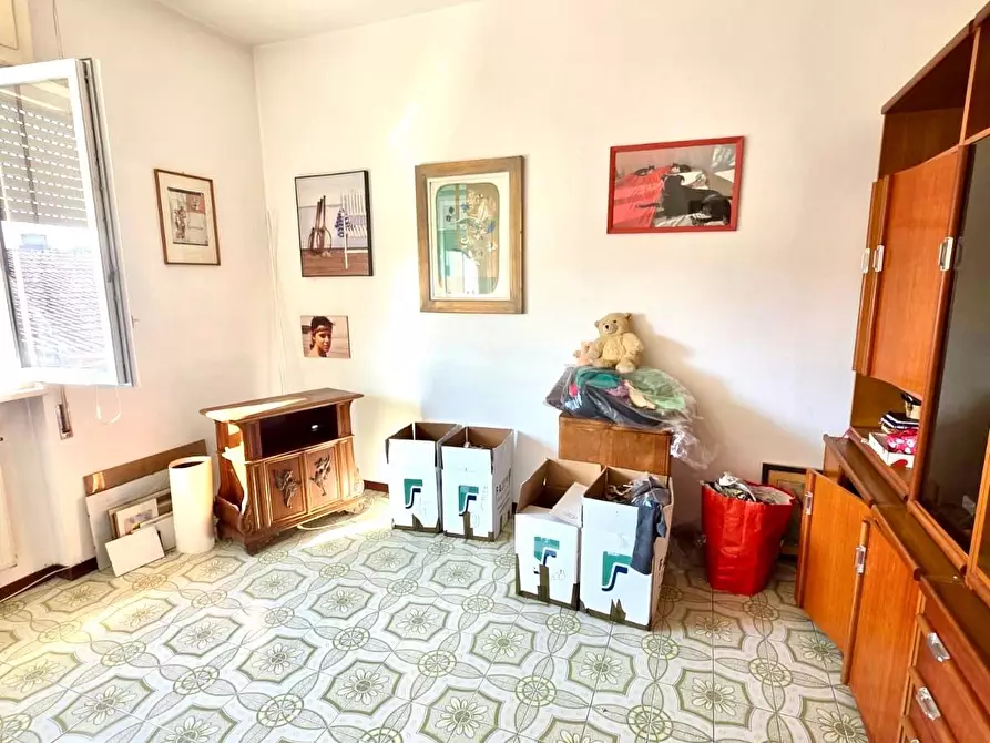 Immagine 5 di Appartamento in vendita  a Viareggio