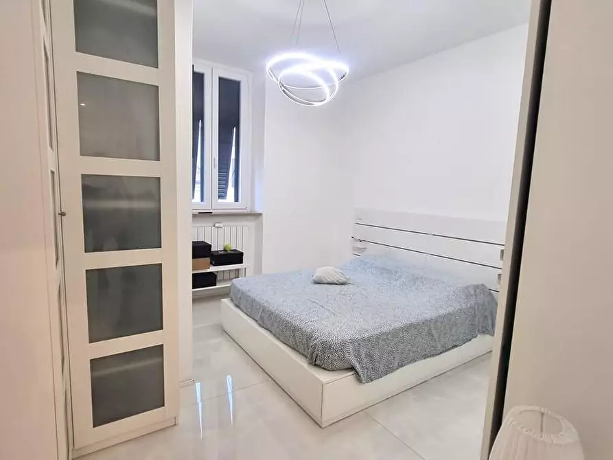 Immagine 6 di Appartamento in vendita  a Viareggio