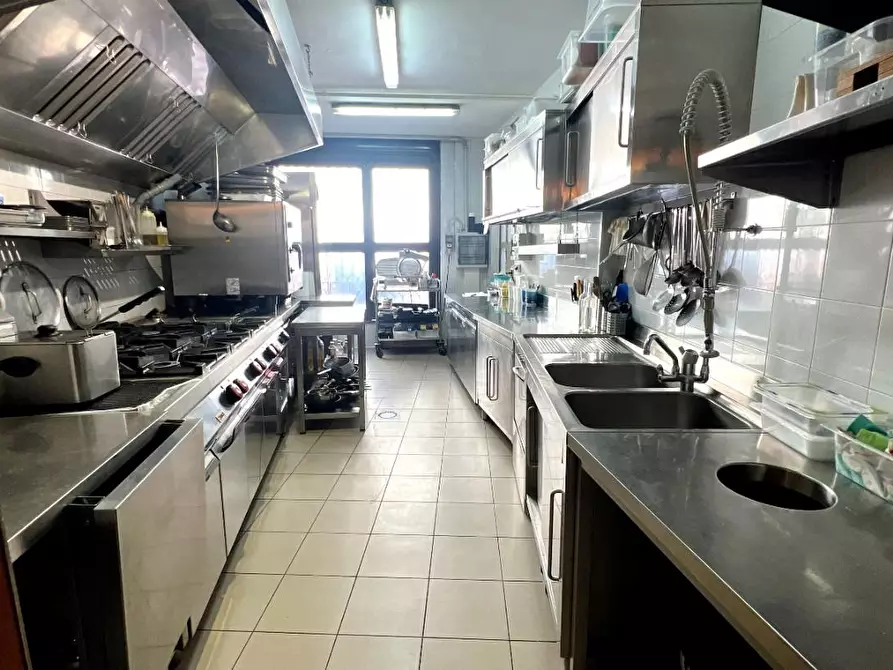 Immagine 8 di Bar / Ristorante in vendita  a Torino