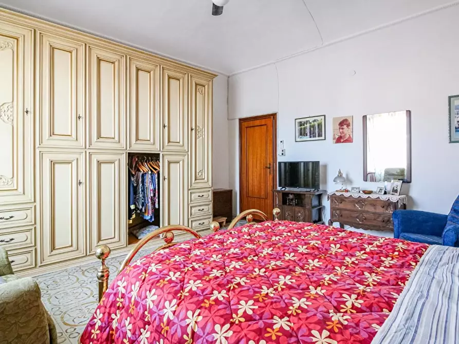 Immagine 15 di Appartamento in vendita  a Pisa