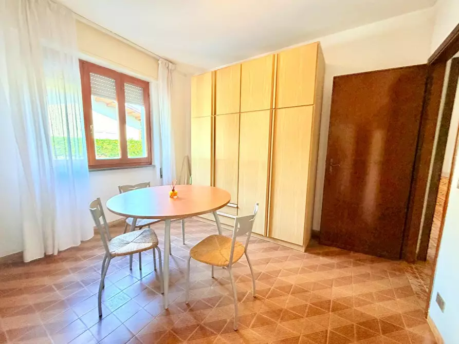 Immagine 20 di Appartamento in vendita  a Massa