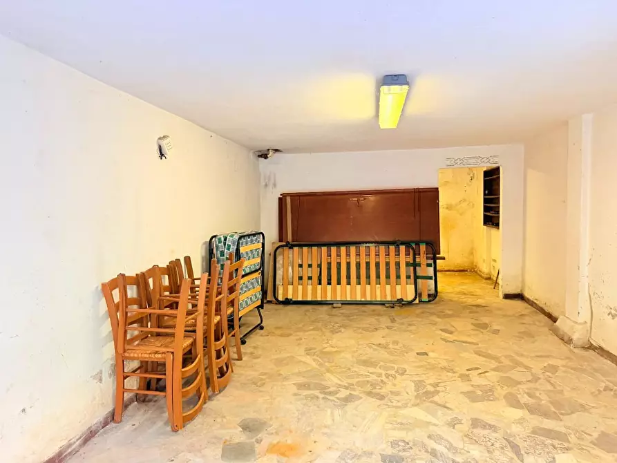 Immagine 24 di Appartamento in vendita  a Massa