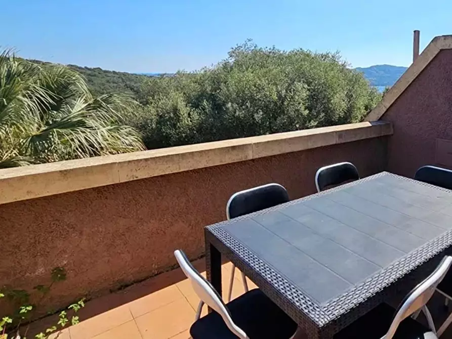 Immagine 4 di Appartamento in vendita  a Olbia