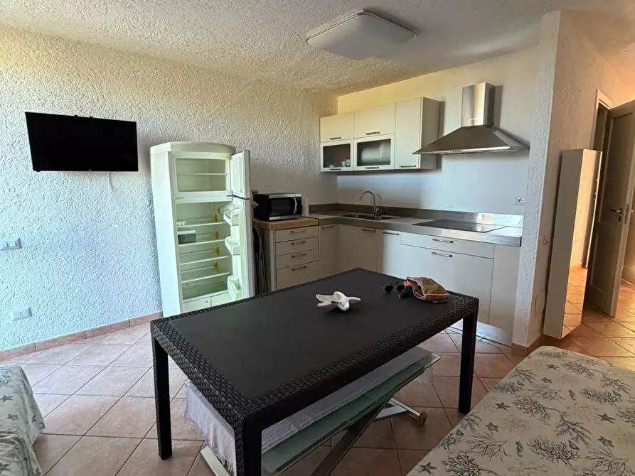 Immagine 3 di Appartamento in vendita  a Olbia