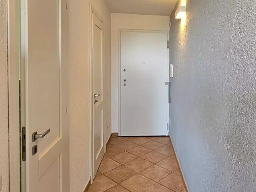 Immagine 6 di Appartamento in vendita  a Olbia