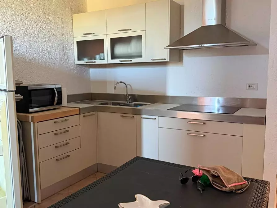 Immagine 4 di Appartamento in vendita  a Olbia