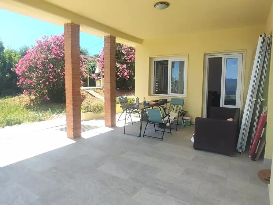 Immagine 27 di Villa in vendita  a Massarosa