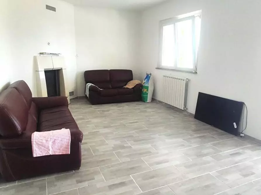 Immagine 39 di Villa in vendita  a Massarosa