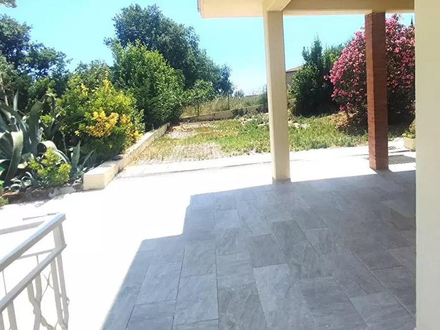 Immagine 26 di Villa in vendita  a Massarosa