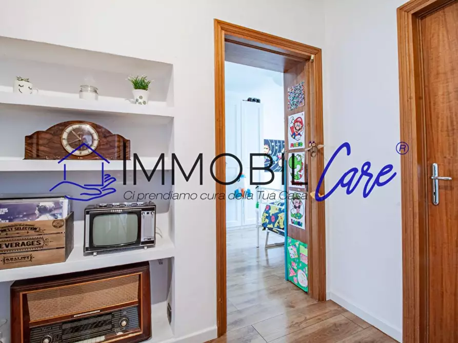 Immagine 13 di Appartamento in vendita  a Livorno