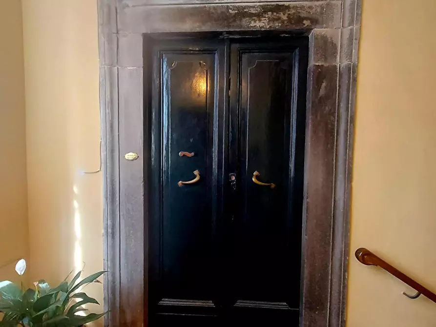 Immagine 69 di Appartamento in vendita  a Lucca