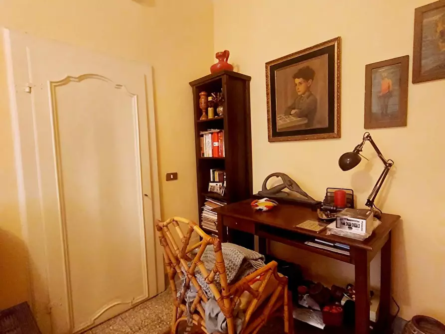 Immagine 45 di Appartamento in vendita  a Lucca