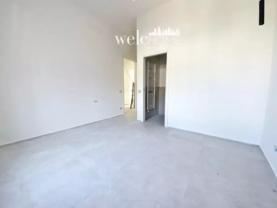 Immagine 8 di Appartamento in vendita  a Campi Bisenzio