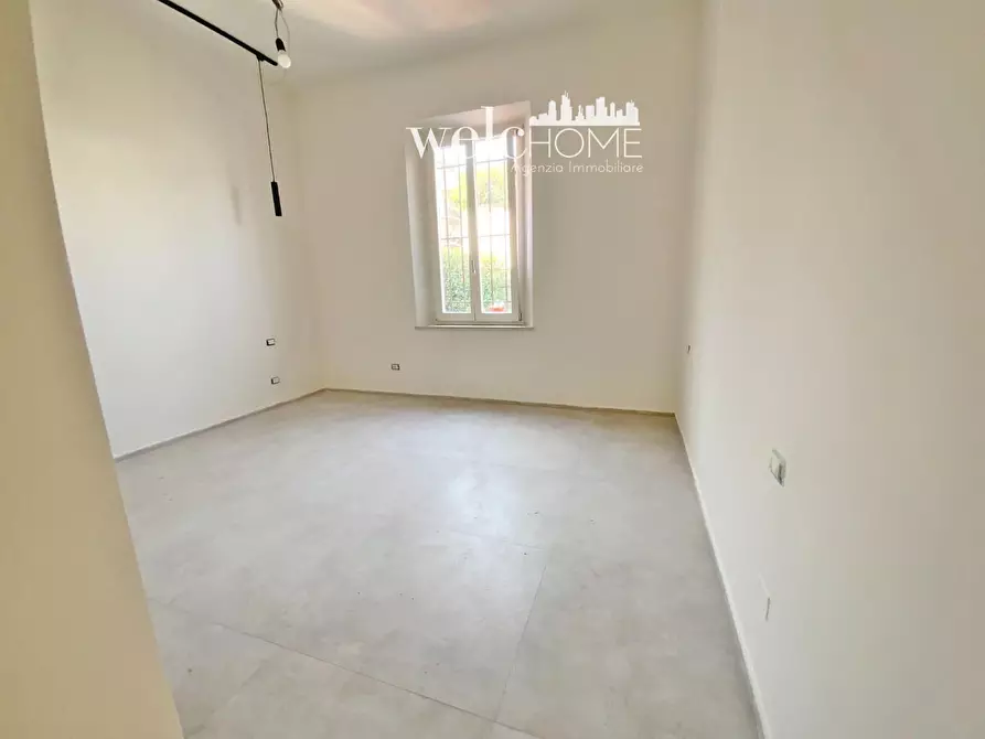 Immagine 27 di Appartamento in vendita  a Campi Bisenzio