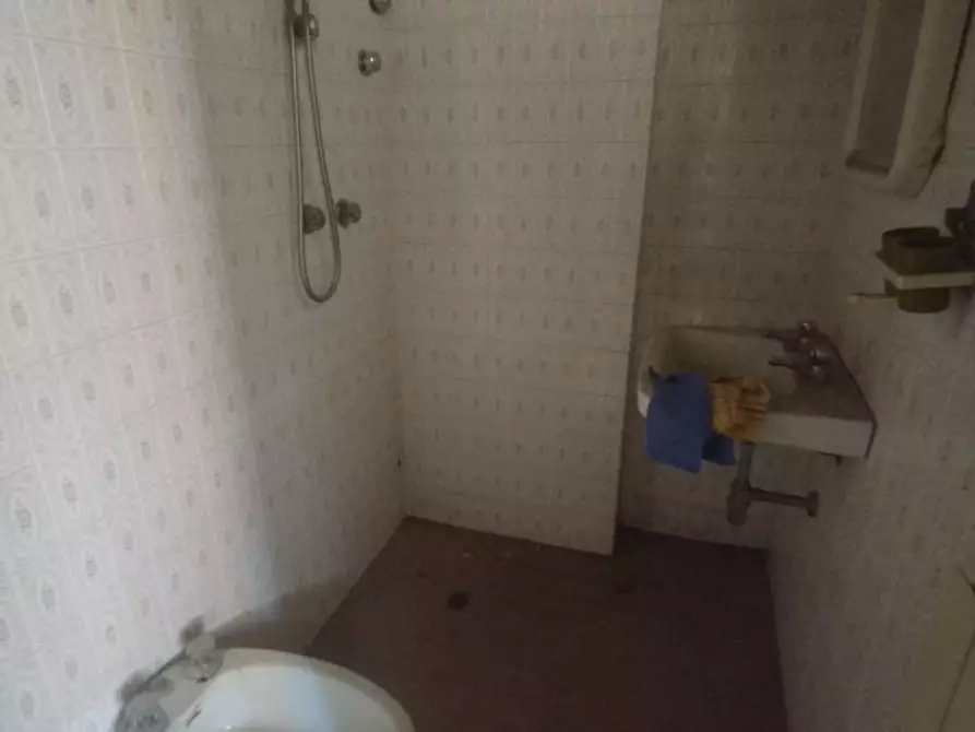 Immagine 4 di Appartamento in vendita  a Pisa