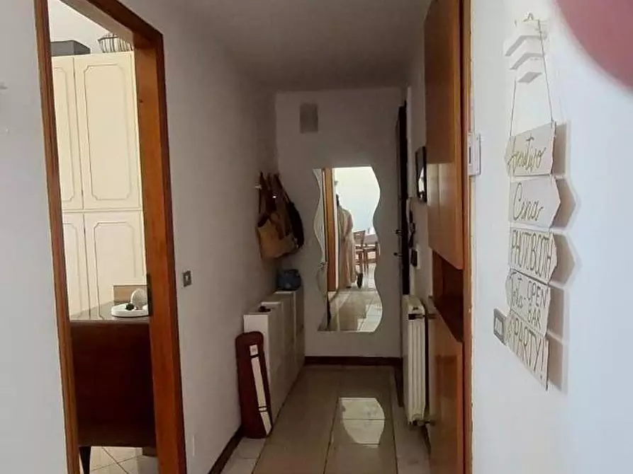 Immagine 16 di Appartamento in vendita  a Carrara