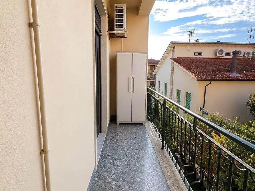 Immagine 12 di Appartamento in vendita  a Pontedera