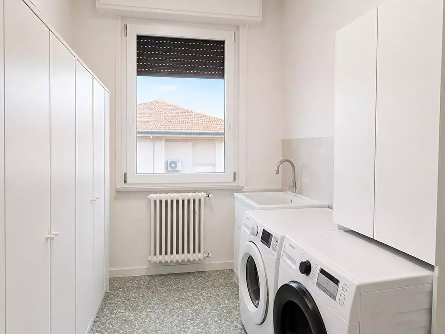 Immagine 13 di Appartamento in vendita  a Pontedera