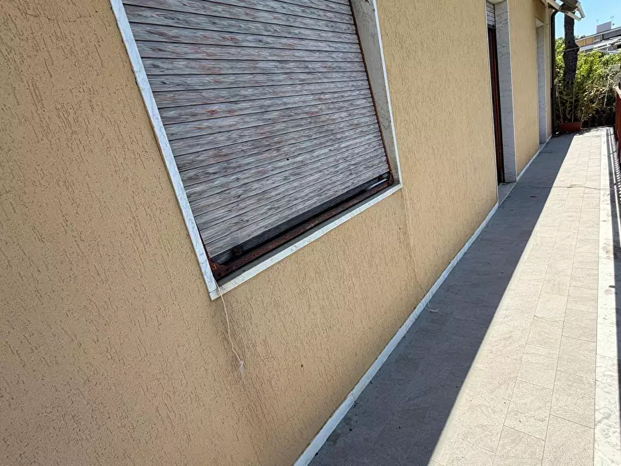 Immagine 9 di Appartamento in vendita  a Carrara