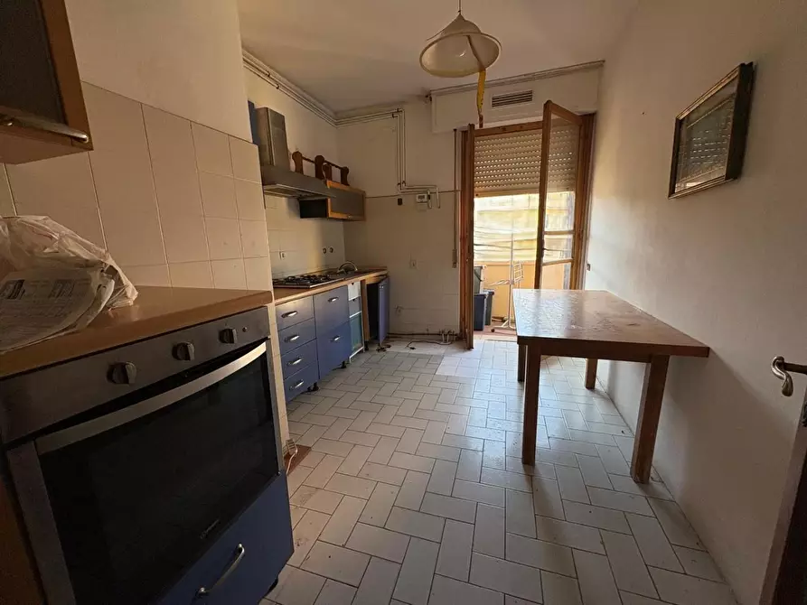 Immagine 2 di Appartamento in vendita  a Pontedera