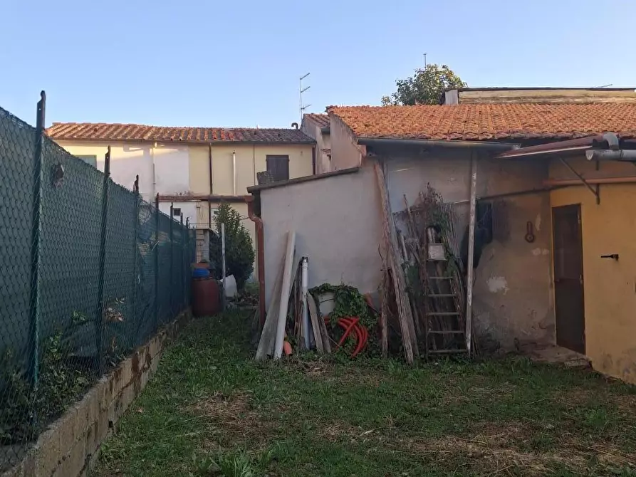 Immagine 6 di Magazzino in vendita  a Casciana Terme Lari