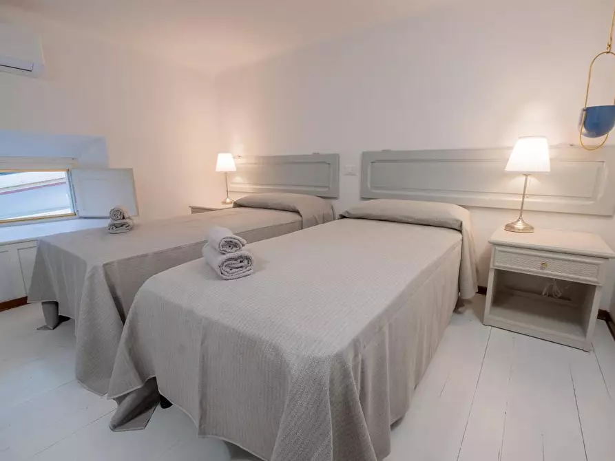 Immagine 6 di Appartamento in vendita  a Forte Dei Marmi