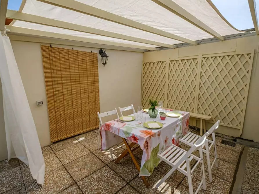Immagine 21 di Appartamento in vendita  a Forte Dei Marmi