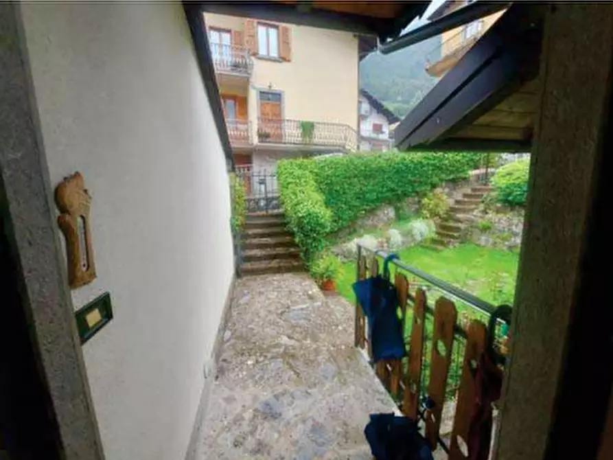Immagine 2 di Appartamento in vendita  a Ardesio