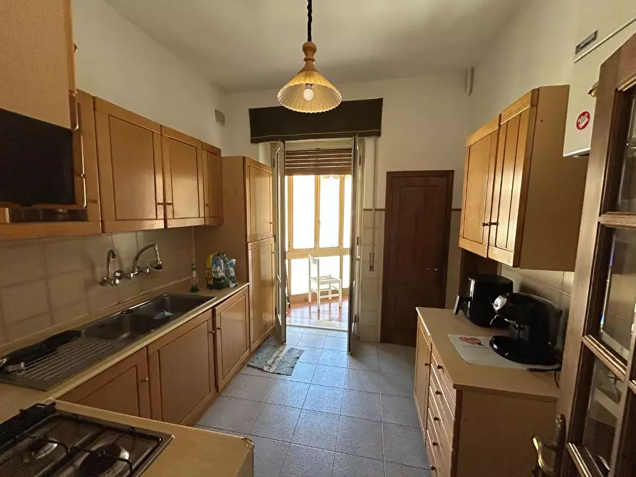 Immagine 10 di Appartamento in vendita  a Siena